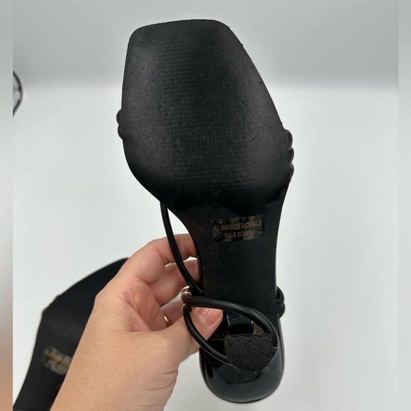 Viciously Vixen Black Strappy Kitten Heels, Size 7.5 - Picture 6 of 9